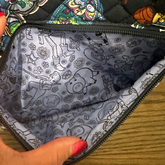 Vera Bradley Toy Story Disney Pixar Triple Compartment Crossbody NWT - Picture 8 of 11
